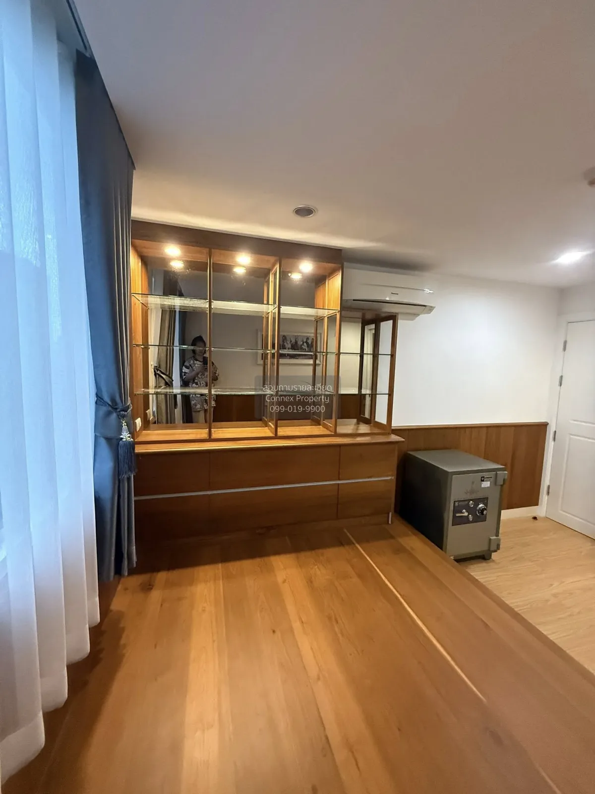 For Sale Condo , Baan Yuppayong , Hua Mak , Bang Kapi , Bangkok ,