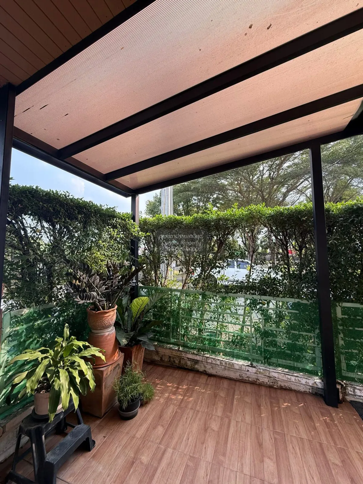 เช่าทาวน์เฮ้าส์/ทาวน์โฮม  โกลเด้น ทาวน์ วัชรพล-สุขาภิบาล 5 ห้องมุ