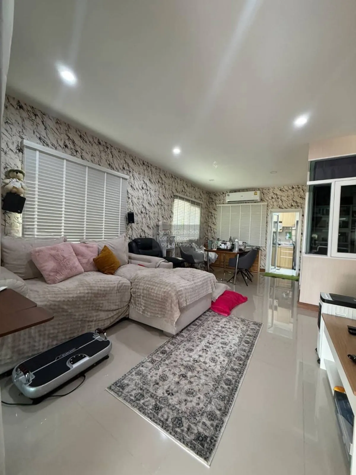 เช่าทาวน์เฮ้าส์/ทาวน์โฮม  โกลเด้น ทาวน์ วัชรพล-สุขาภิบาล 5 ห้องมุ