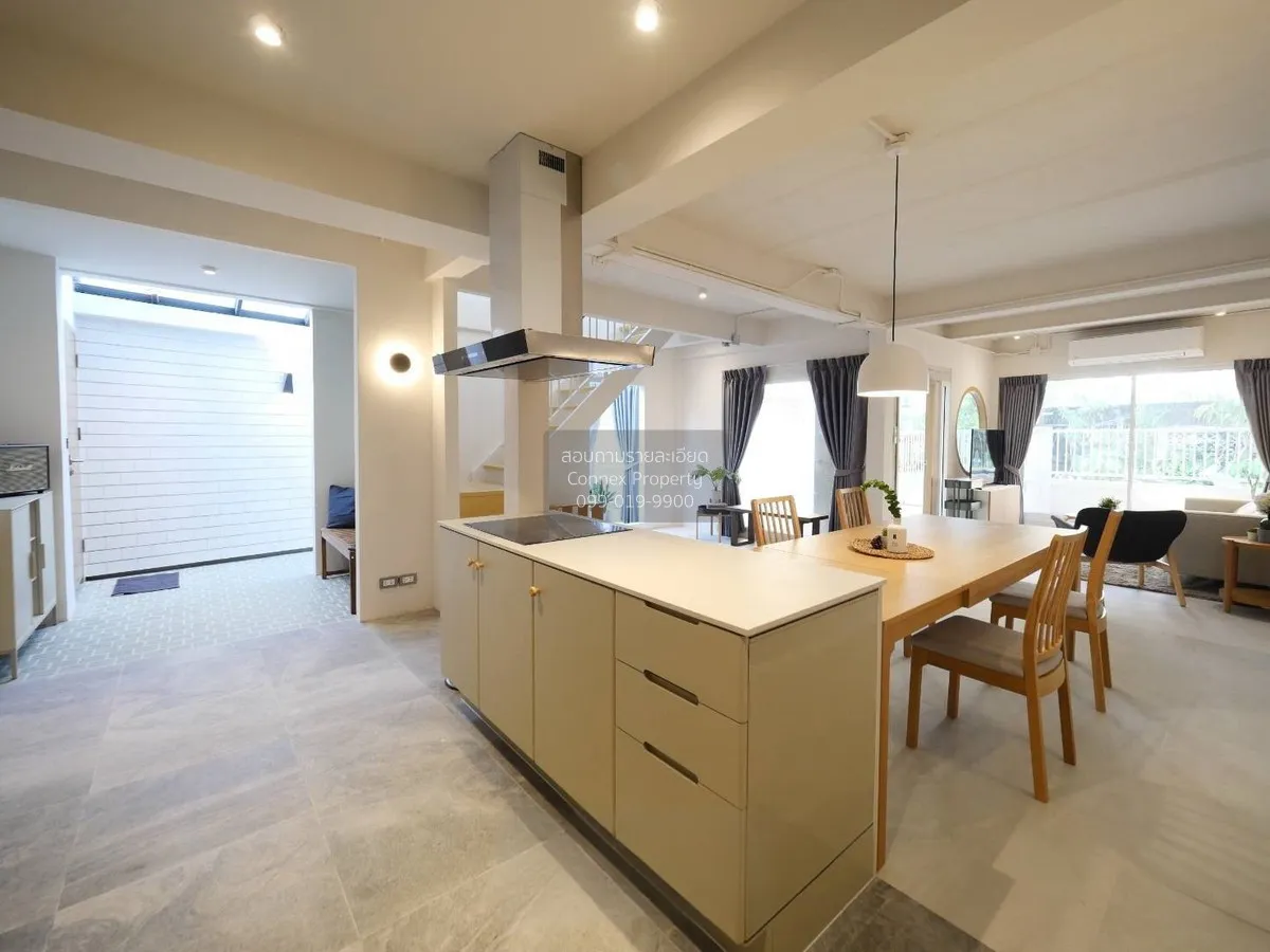 For Rent Townhome in Sukhumvit 71 (Unperfect Cubic) , newly renov