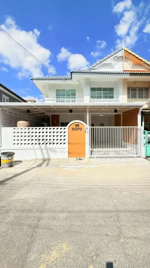 For Sale Townhouse/Townhome  , Pruksa 17 Lam Luk Ka - Khlong 3 , BTS-Khu Khot , Lam Luk Ka , Lam Luk Ka , Pathum Thani , CX-144199