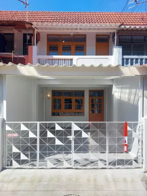 ขายทาวน์เฮ้าส์/ทาวน์โฮม  บ้านพระปิ่น 3 MRT-ตลาดบางใหญ่ บางแม่นาง บางใหญ่ นนทบุรี CX-144200