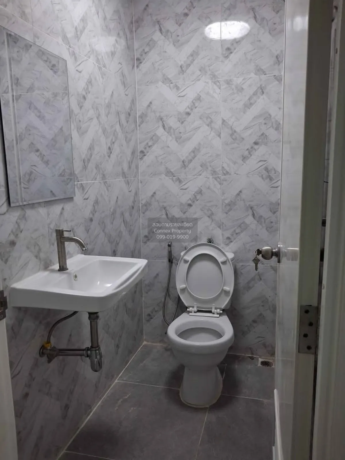 For Sale Townhouse/Townhome  , Jitnarong Garden House , Bang Kran