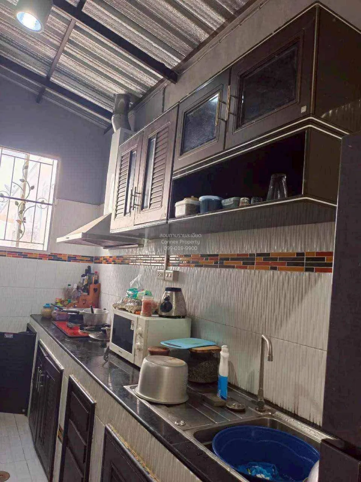 For Sale Townhouse/Townhome  , Nakornthong Colony  , corner unit 