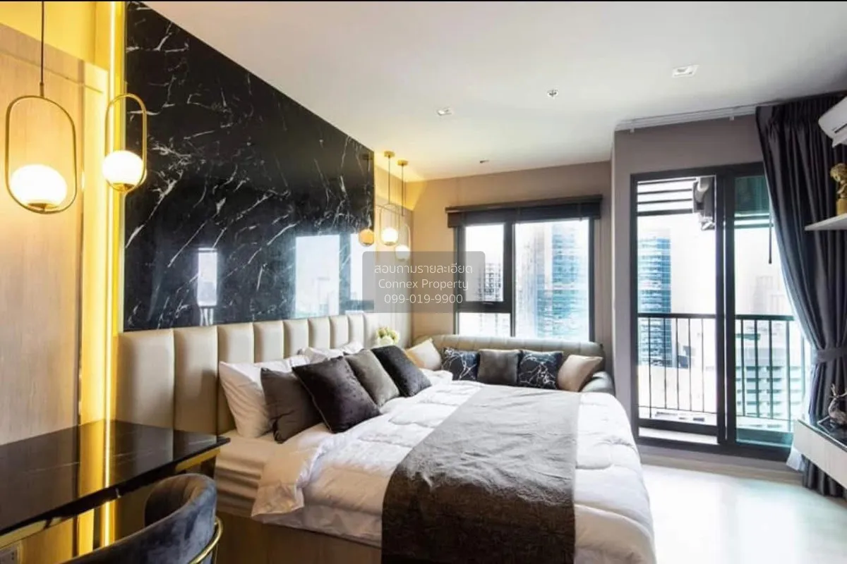 For Sale Condo , Life One Wireless , newly renovated , BTS-Phloen