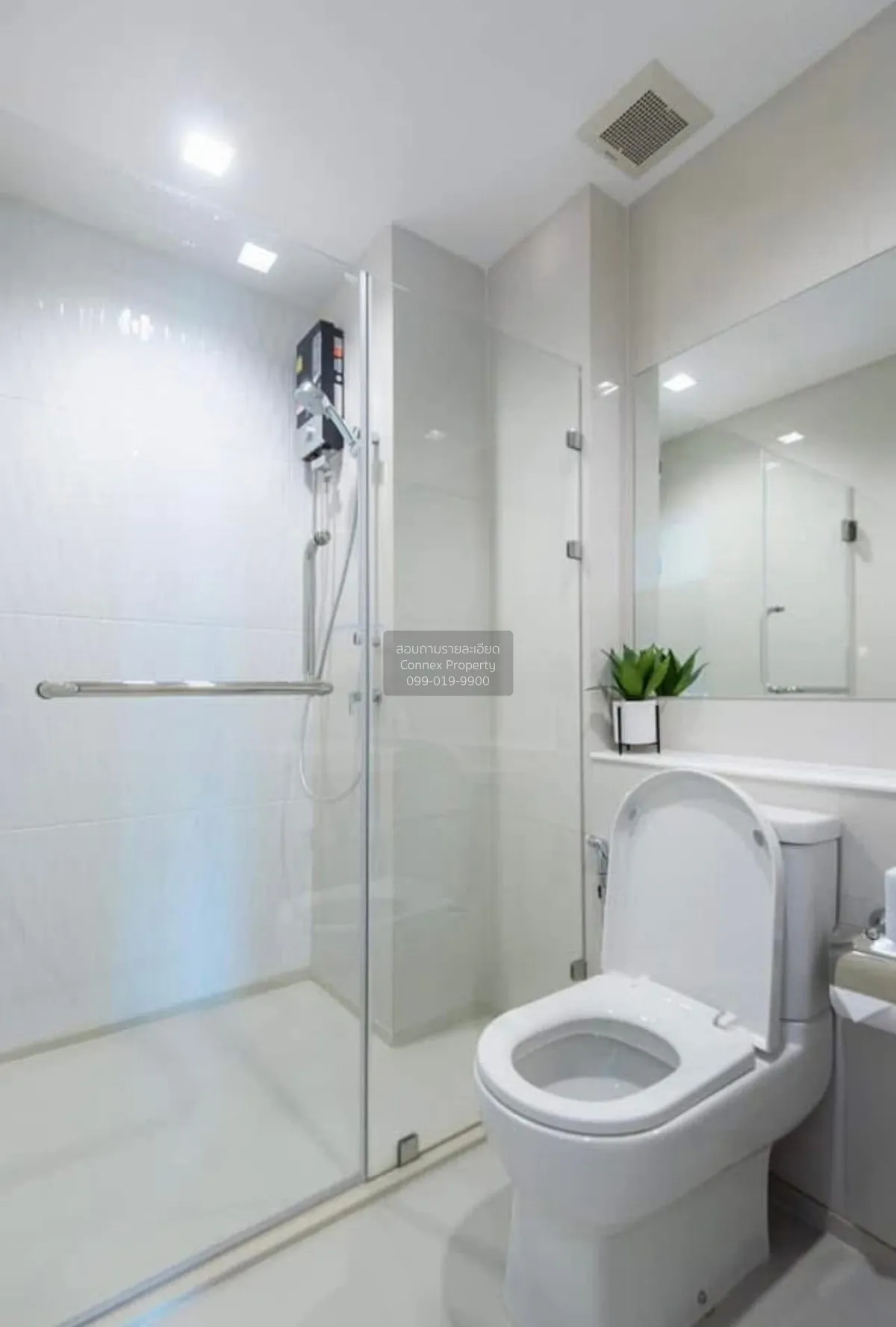 For Sale Condo , Life One Wireless , newly renovated , BTS-Phloen