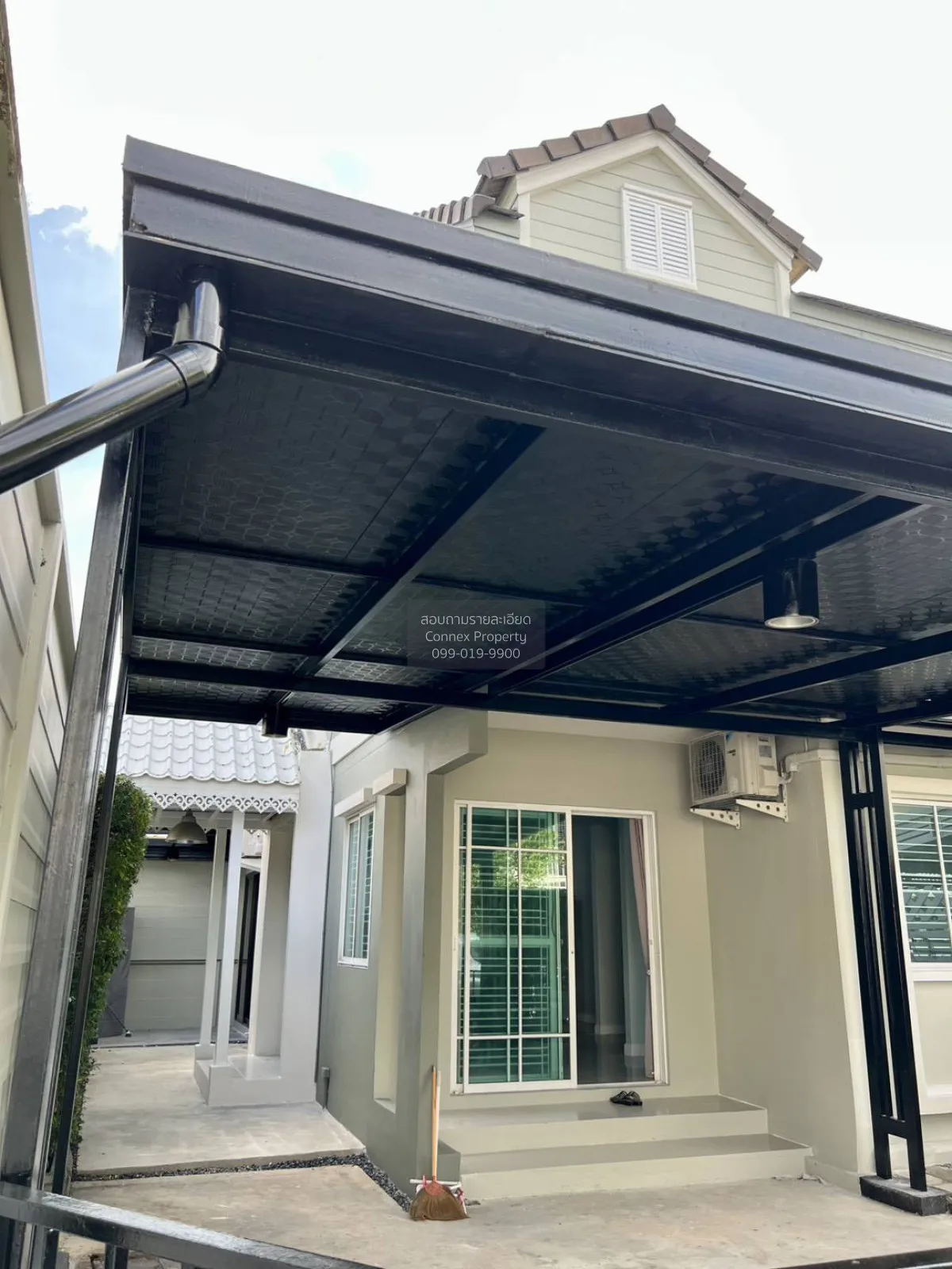 For Sale House , Areeya the Village1 , corner unit , Bang Phli Ya