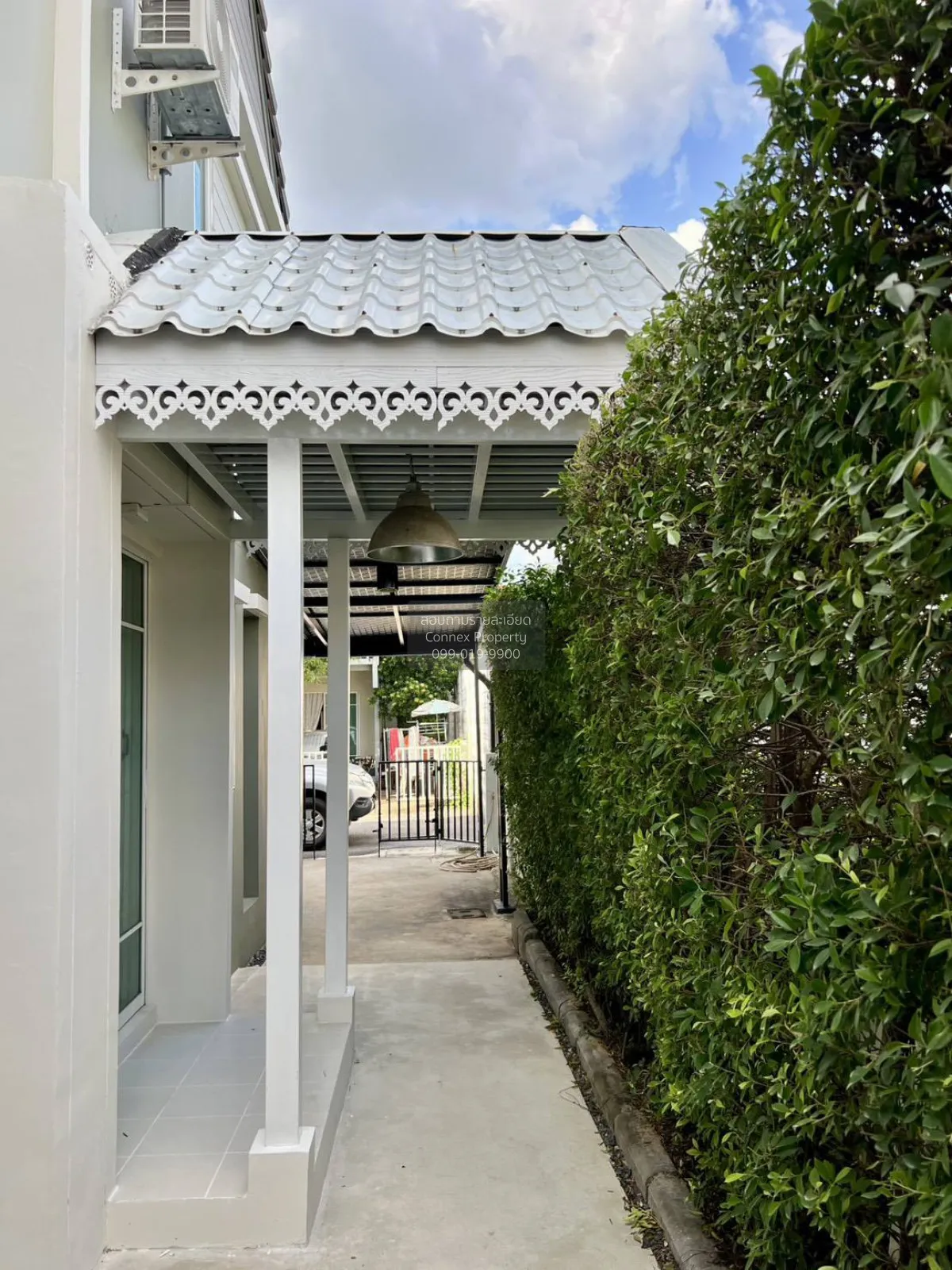 For Sale House , Areeya the Village1 , corner unit , Bang Phli Ya