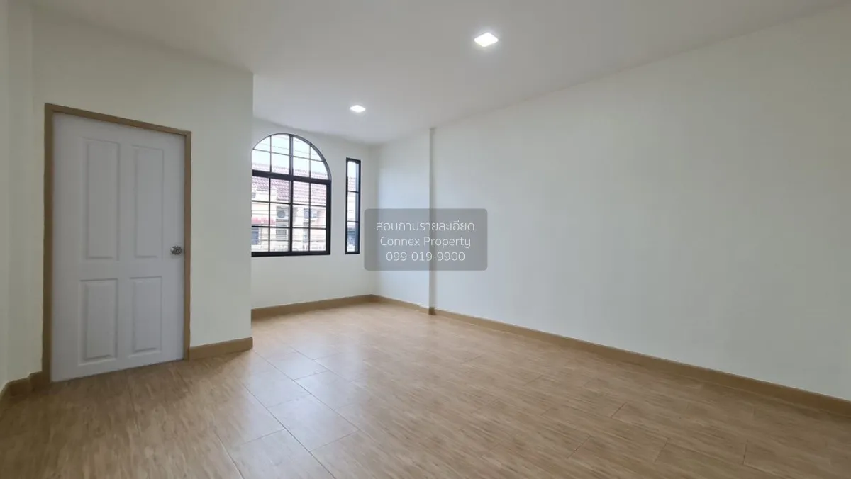 For Sale Townhouse/Townhome  , Baan Warangkun Leab Khlong Song , 