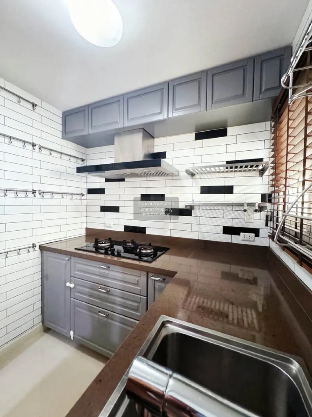 For Rent Townhouse/Townhome  , Leon Sukhumvit 62 , BTS-Bang Chak  4