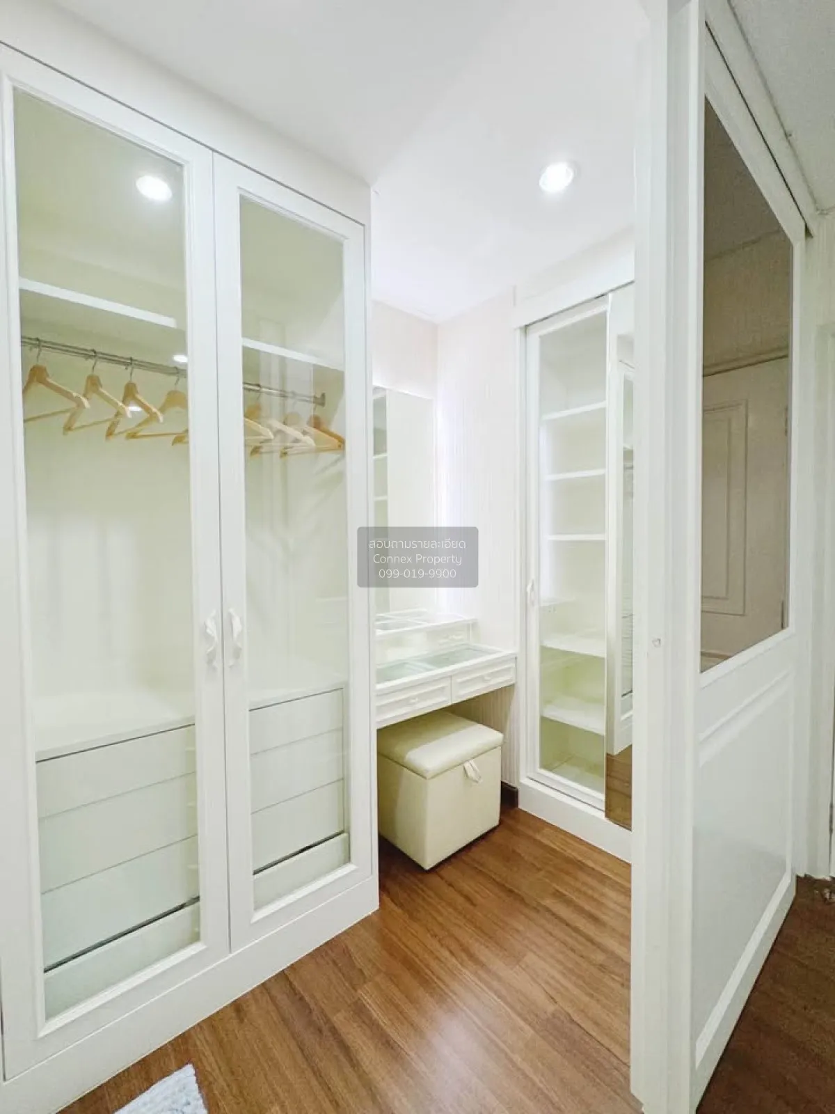 For Rent Townhouse/Townhome  , Leon Sukhumvit 62 , BTS-Bang Chak 