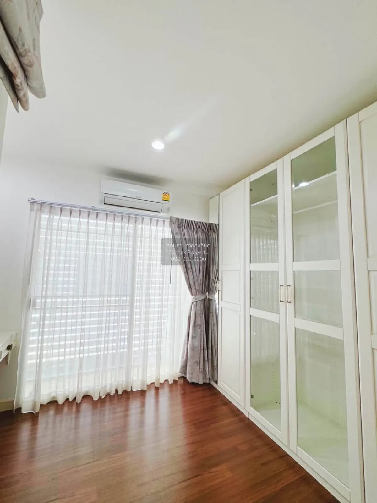For Rent Townhouse/Townhome  , Leon Sukhumvit 62 , BTS-Bang Chak 