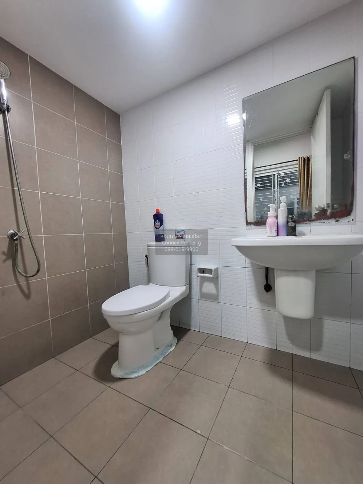 For Sale Townhouse/Townhome  , Baan Pruksa 121 Sahapat - Laemchab