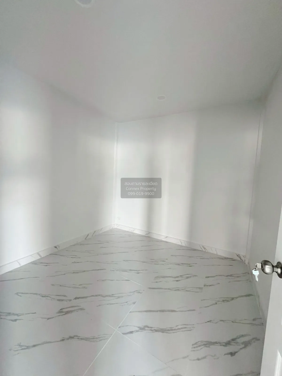 For Sale Townhouse/Townhome  , Baan Jessada 9 , BTS-Khu Khot , La