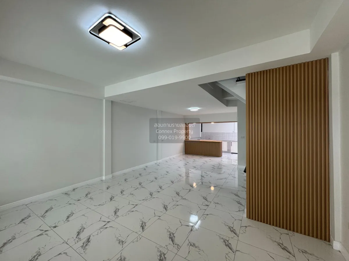 For Sale Townhouse/Townhome  , Park Gallery Srinakarin , Bang Pla