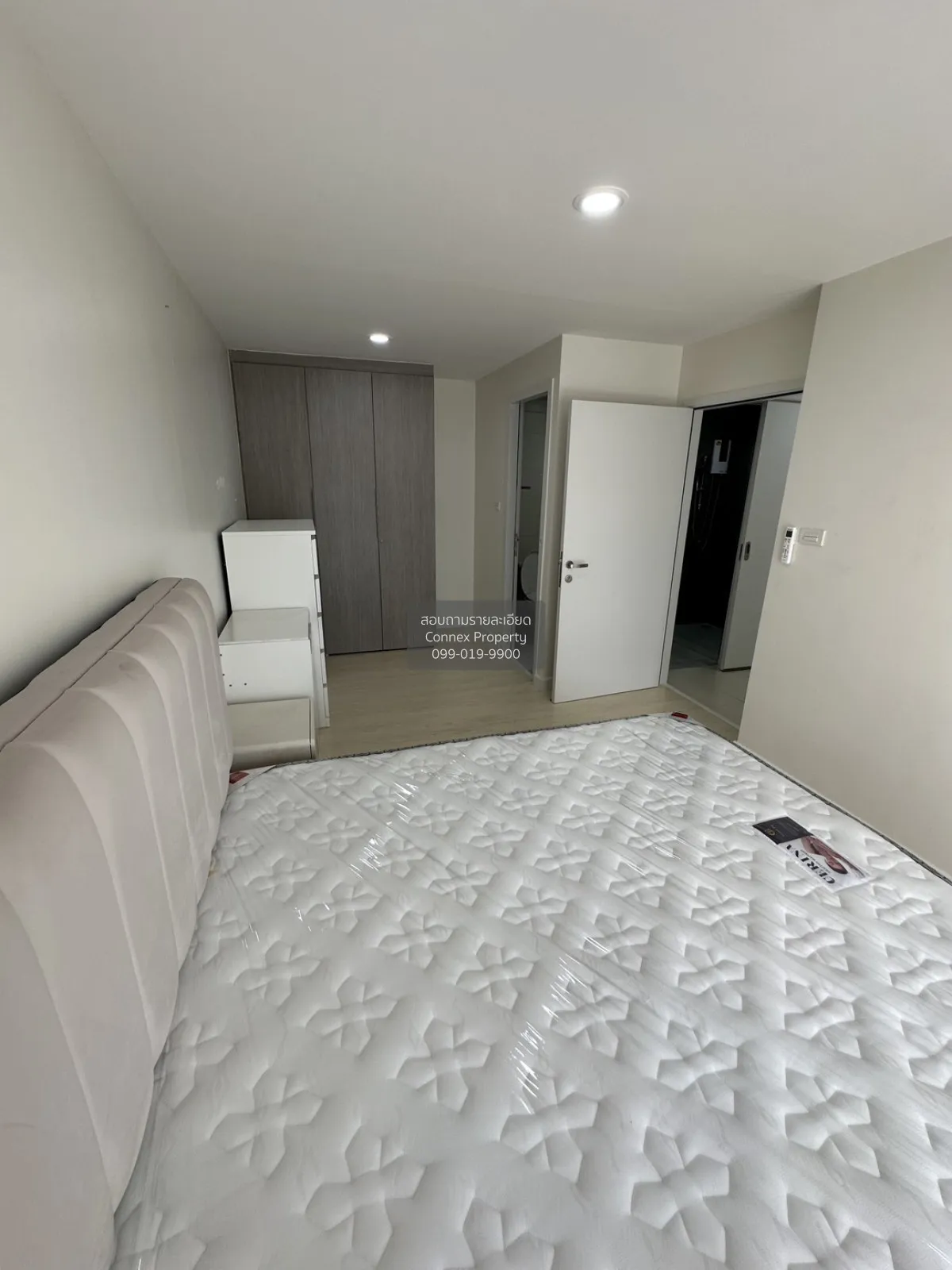 For Sale Condo , Whizdom @ Punnawithi Station , corner unit , BTS