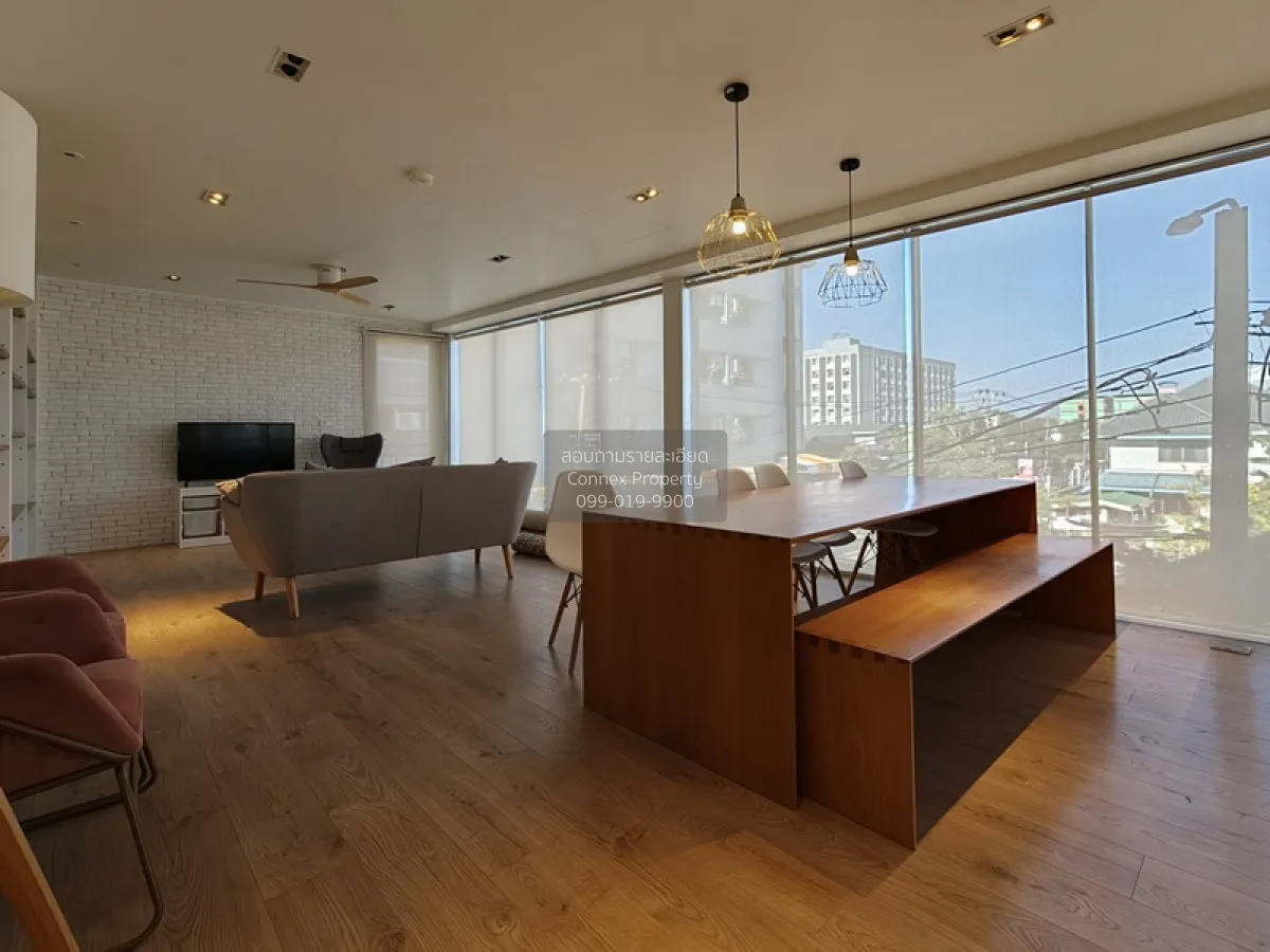 ขายอาคารพาณิชย์ 3.5 ชั้น ใกล้ BTS รร.นายเรือ เพียง 100 เมตร ห้องม