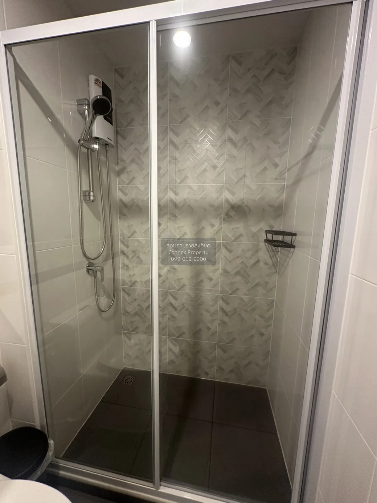 เช่าคอนโด  รีเจ้นท์ โฮม วุฒากาศ วิวสวย ชั้นสูง ตลาดพลู เขต ธนบุรี