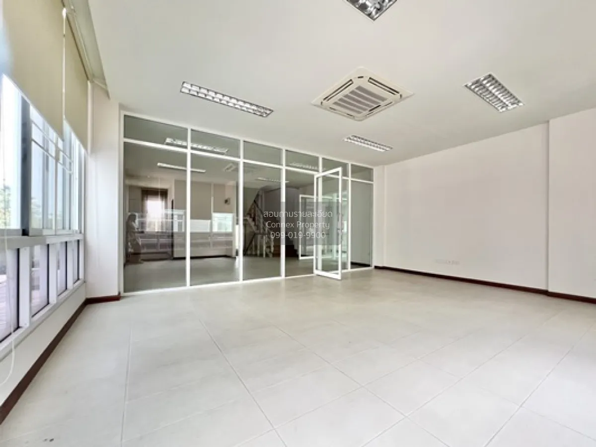 ขายโฮมออฟฟิศ  บิซ แกลเลอเรีย หน้ากว้าง รีโนเวทใหม่ นวลจันทร์ เขต 