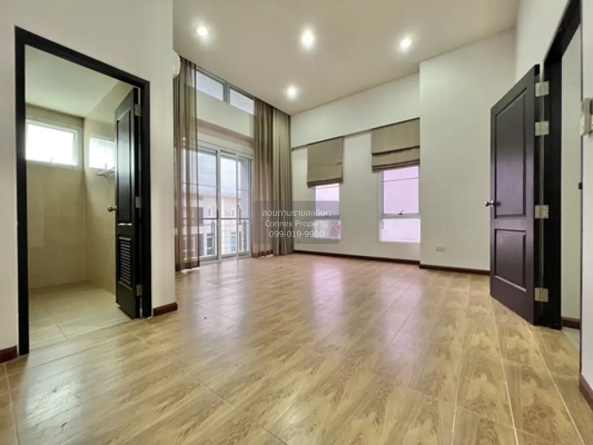 ขายโฮมออฟฟิศ  บิซ แกลเลอเรีย หน้ากว้าง รีโนเวทใหม่ นวลจันทร์ เขต 