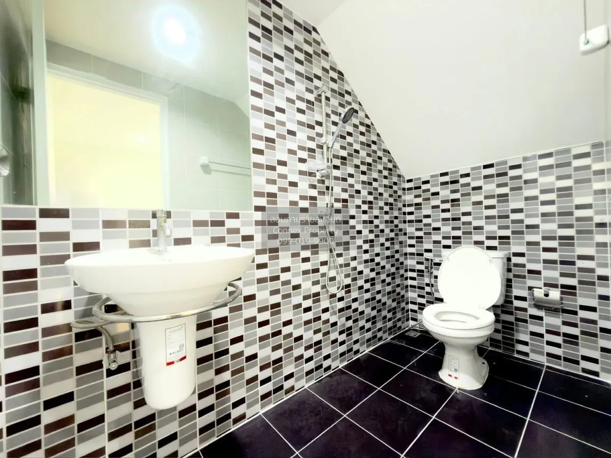 ขายทาวน์เฮ้าส์/ทาวน์โฮม  เนอวานา คัฟเวอร์ อ่อนนุช รีโนเวทใหม่ BTS