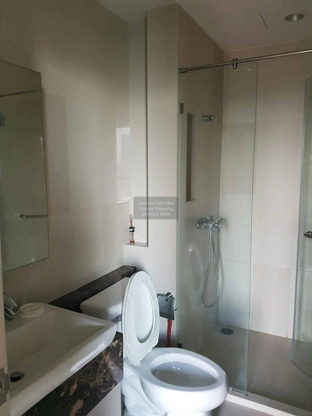 เช่าคอนโด  ฟิวส์ สาทร - ตากสิน BTS-วงเวียนใหญ่ บางลำภูล่าง เขต คล