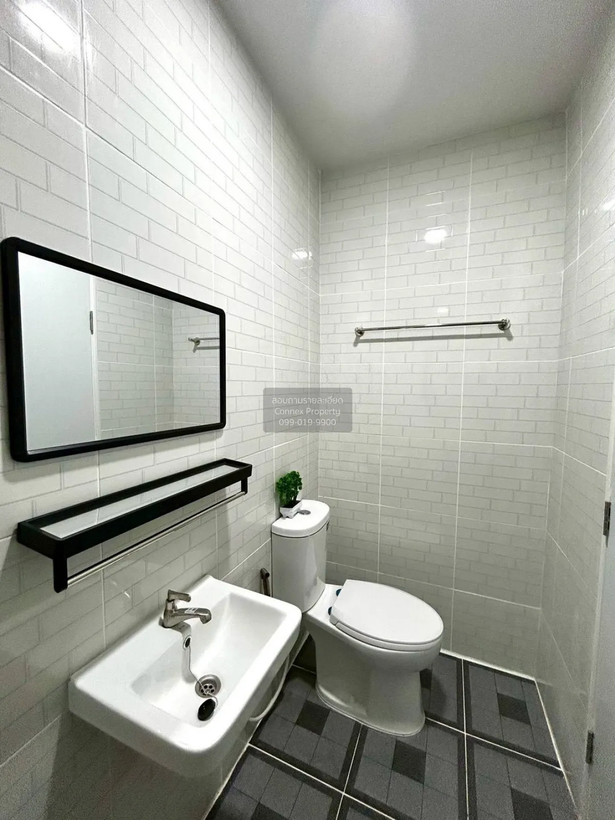 For Sale Townhouse/Townhome  , Baan Pimonrat 3 , newly renovated 