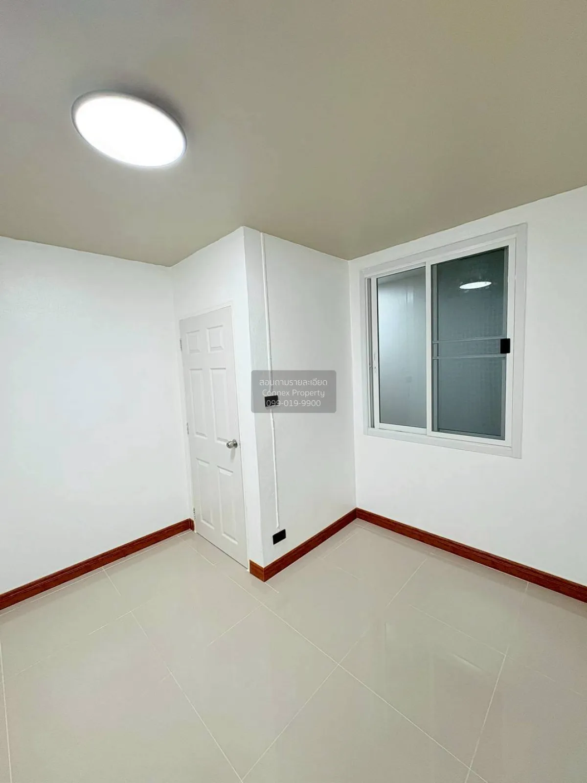 For Sale Townhouse/Townhome  , Baan Piyawararom 1 , newly renovat