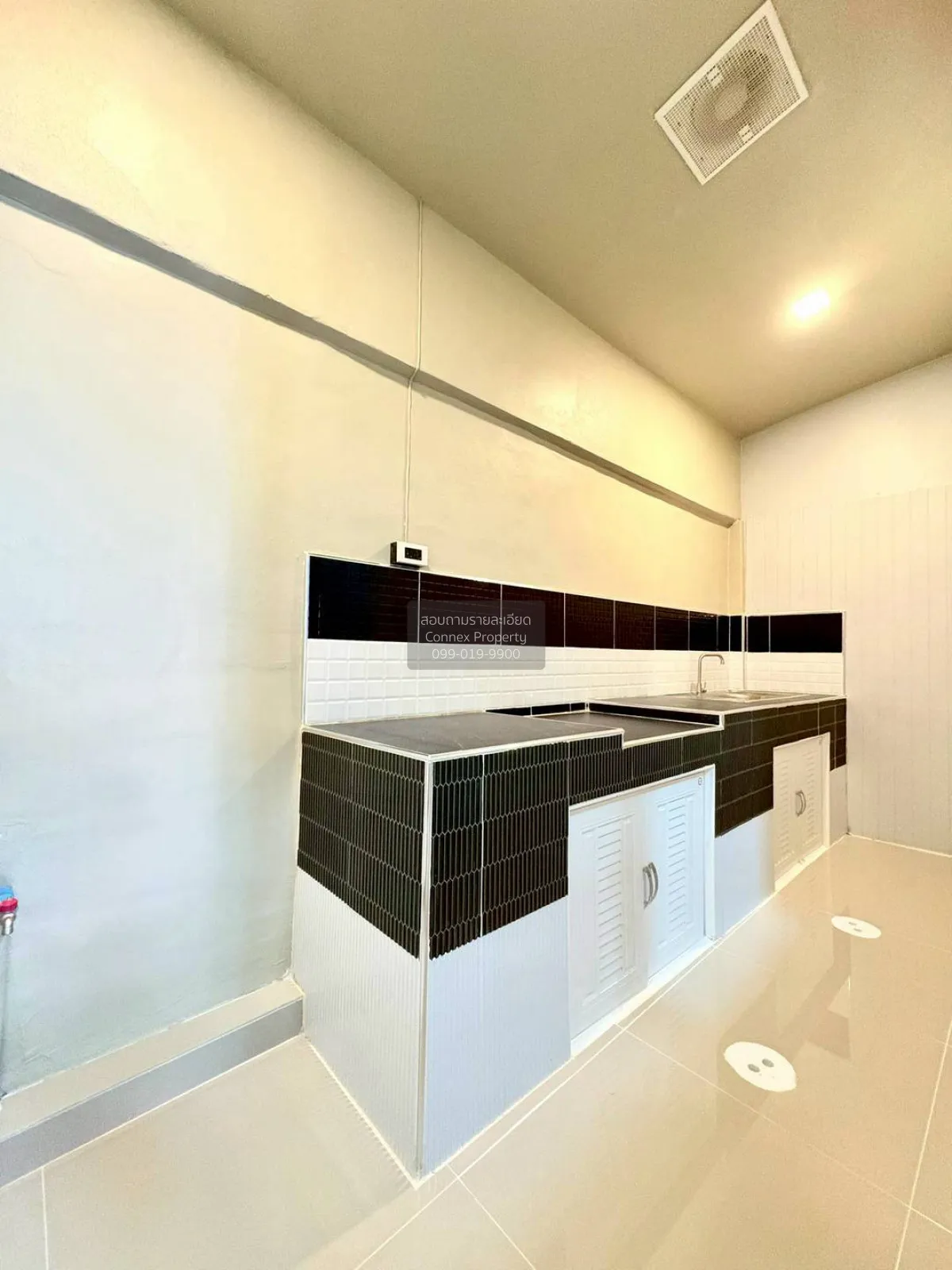 For Sale Townhouse/Townhome  , Baan Nakhonthong Park ville 2 , ne