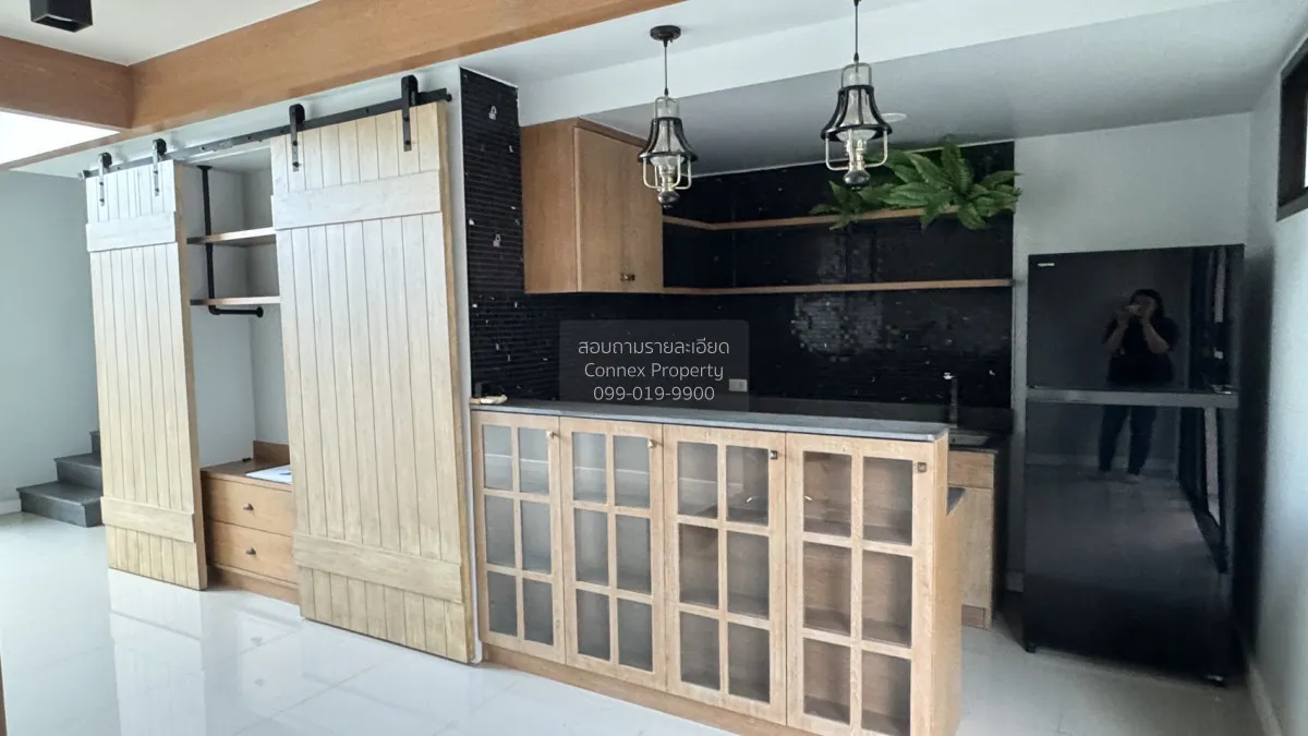 ขายทาวน์เฮ้าส์/ทาวน์โฮม  อีโค สเปซ บางนา - วงแหวน ชั้นสูง ห้องมุม