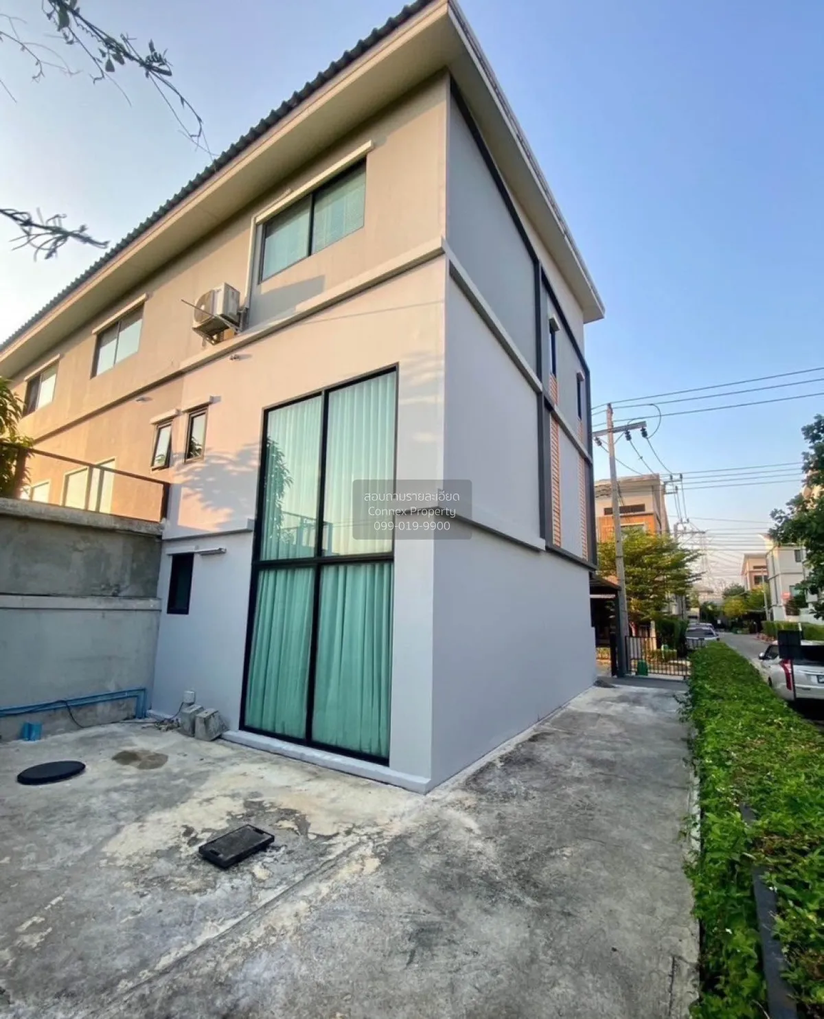 ขายทาวน์เฮ้าส์/ทาวน์โฮม  อีโค สเปซ บางนา - วงแหวน ชั้นสูง ห้องมุม