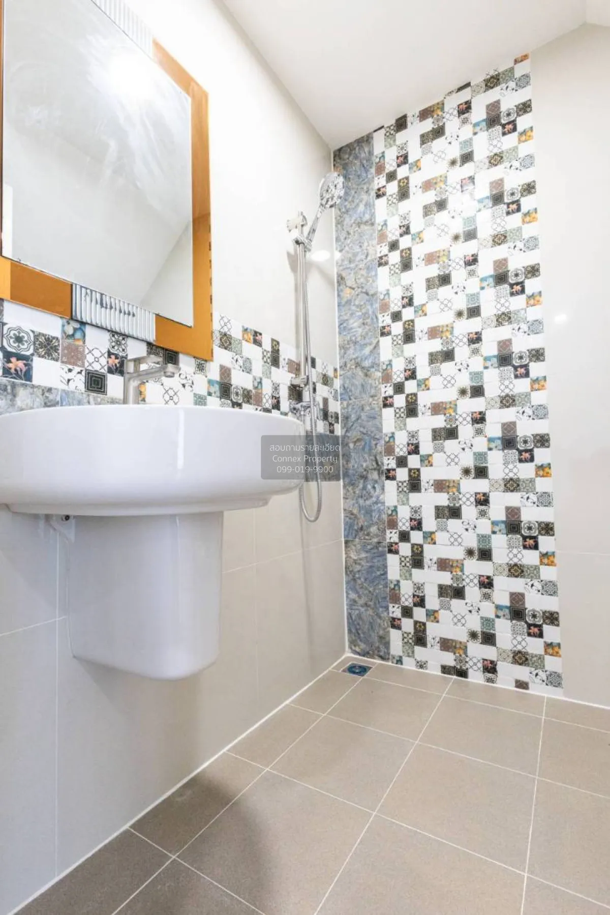 ขายทาวน์เฮ้าส์/ทาวน์โฮม  โกลเด้น ทาวน์ 3 บางนา-สวนหลวง รีโนเวทใหม