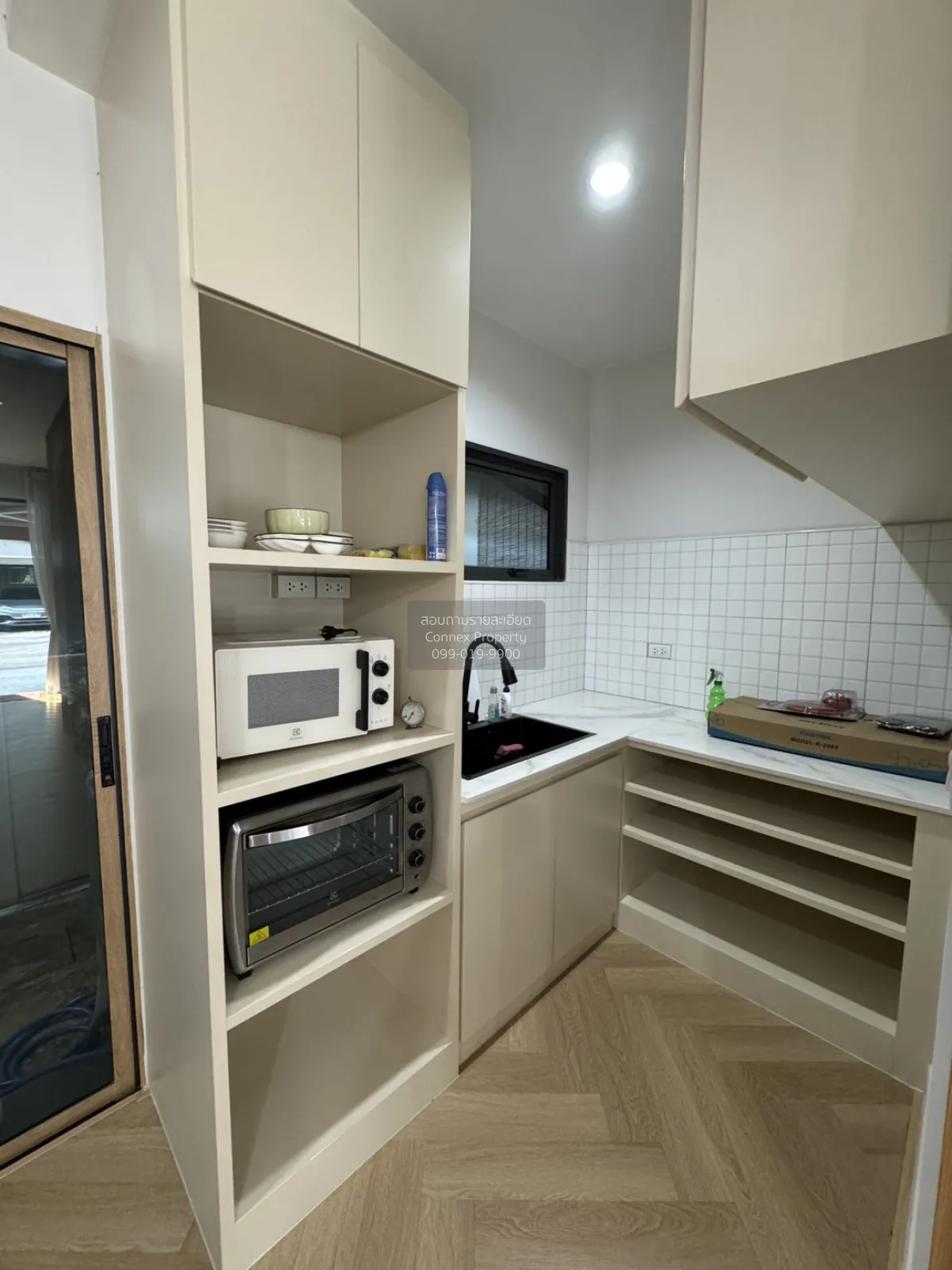 For Rent Townhouse/Townhome  , Baan Klang Muang Rama 9-Krungthep 