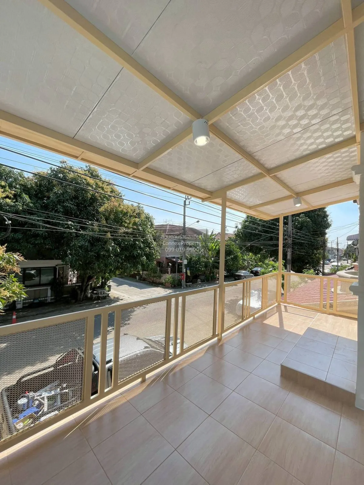 For Sale Townhouse/Townhome  , Baan Piyawararom 1 , wide frontage