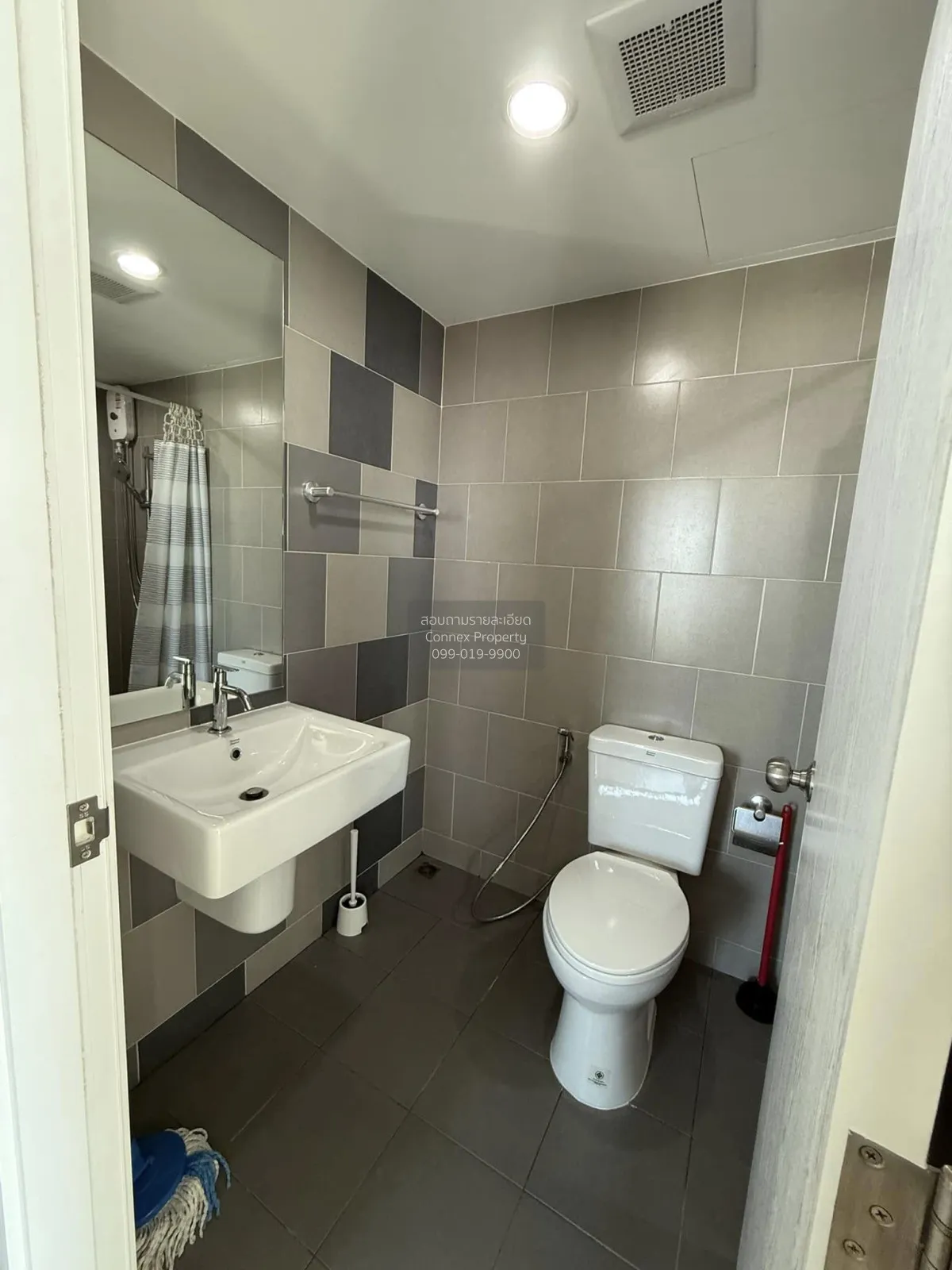 เช่าคอนโด  ชีวาทัย เพชรเกษม 27 BTS-บางหว้า บางหว้า เขต ภาษีเจริญ 