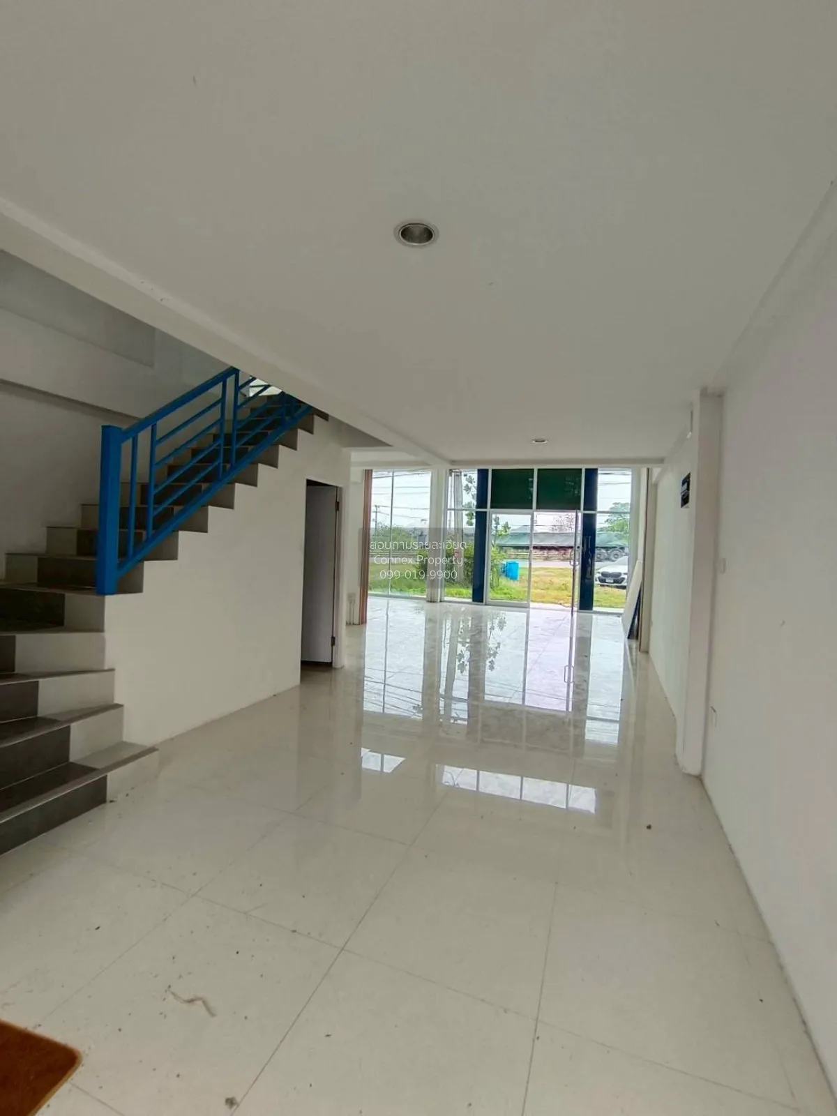 ขาย อาคารพาณิชย์ ทำเลธุรกิจ ติดถนนมิตรภาพ CX-145006