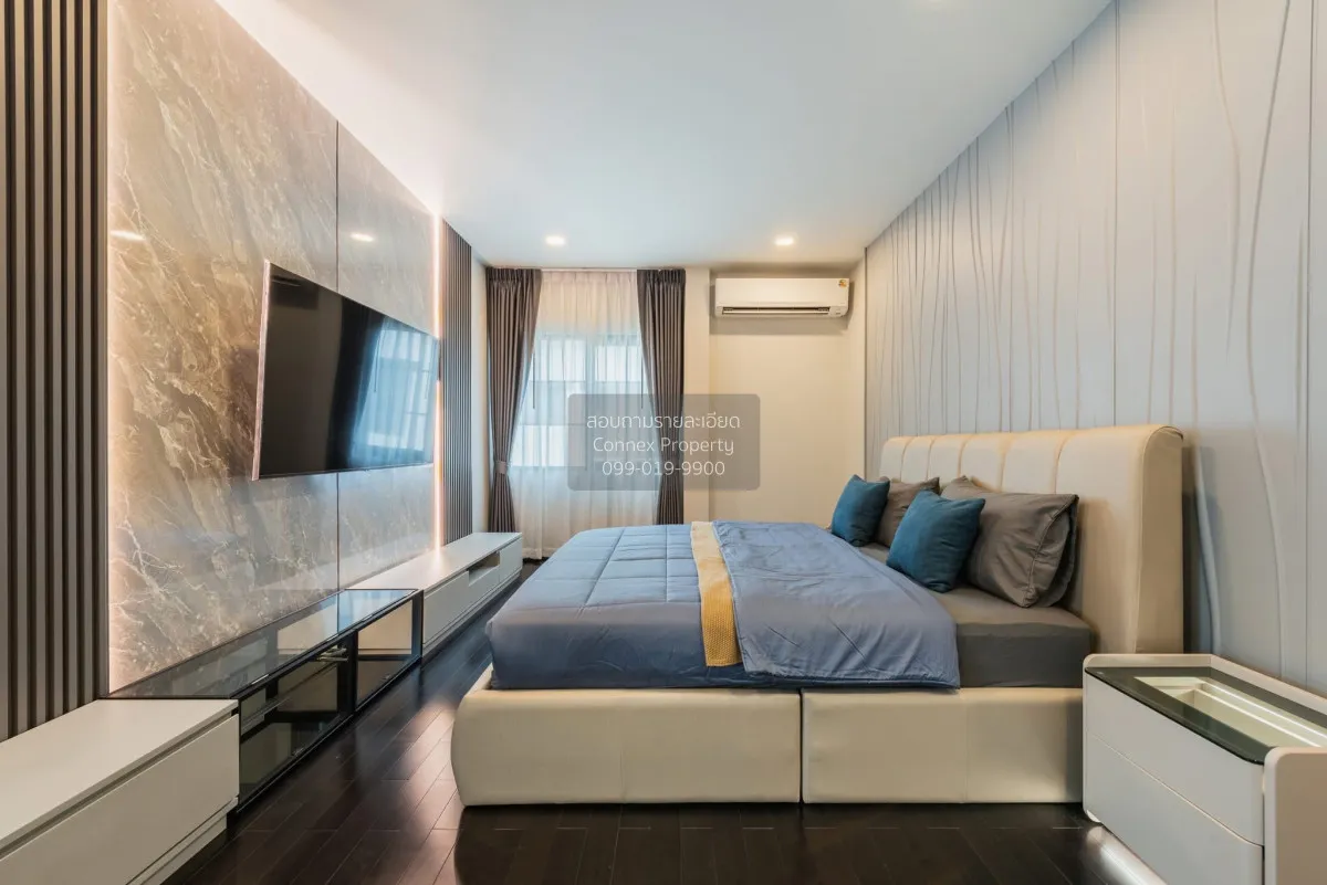 For Sale House , THE CITY Bangna 2 , wide frontage , Bang Phli Ya