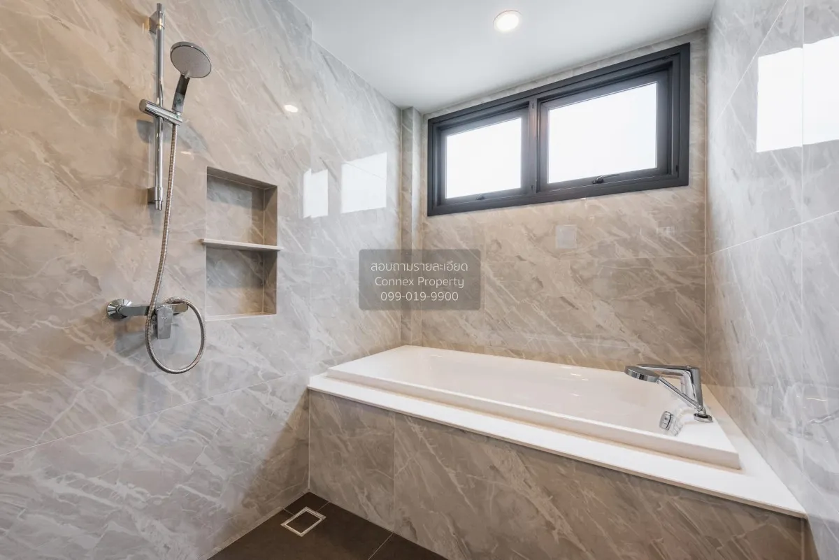 For Sale House , THE CITY Bangna 2 , wide frontage , Bang Phli Ya