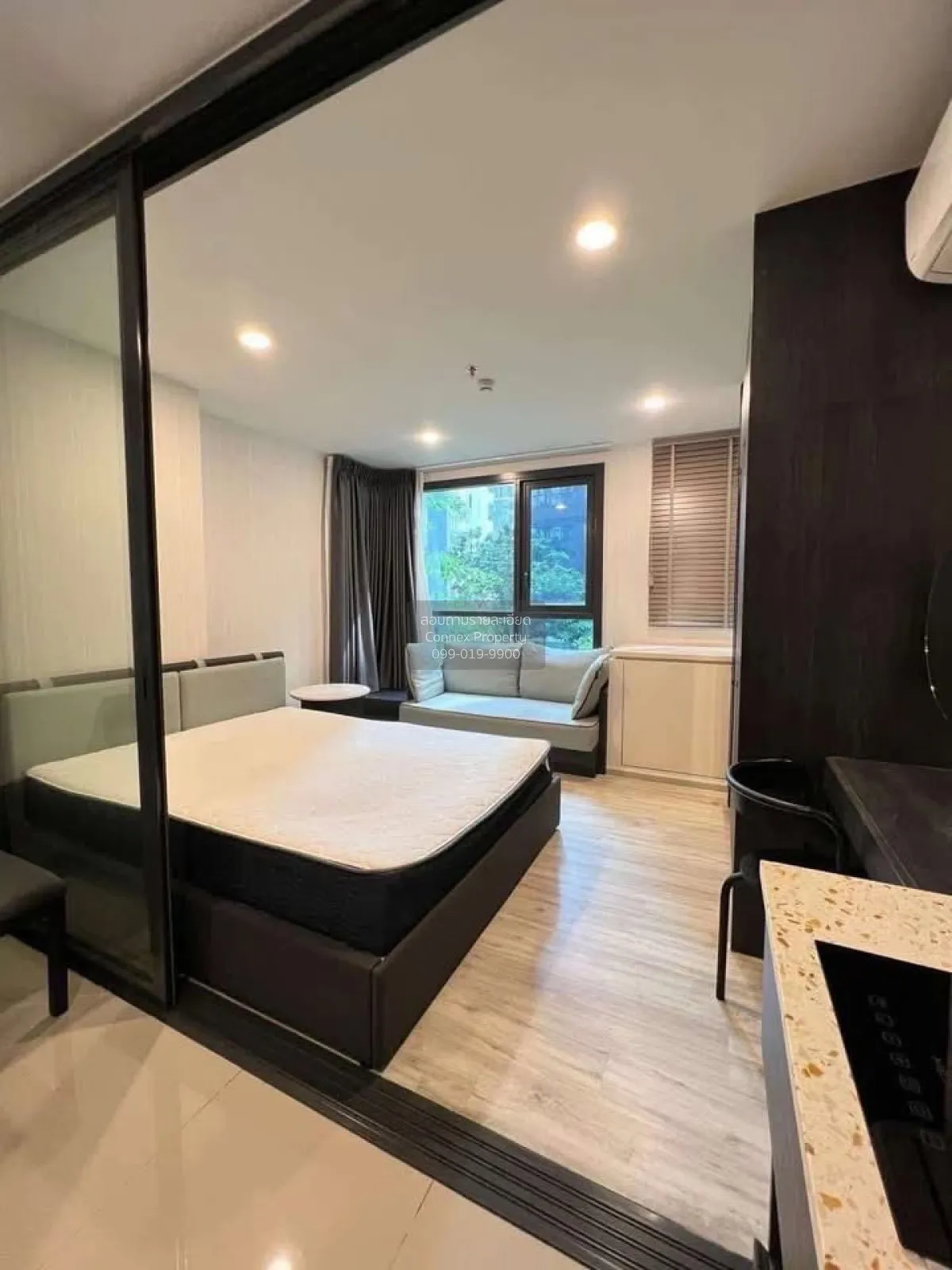 For Rent Condo , XT Huaikhwang , nice view , corner unit , MRT-Hu 4
