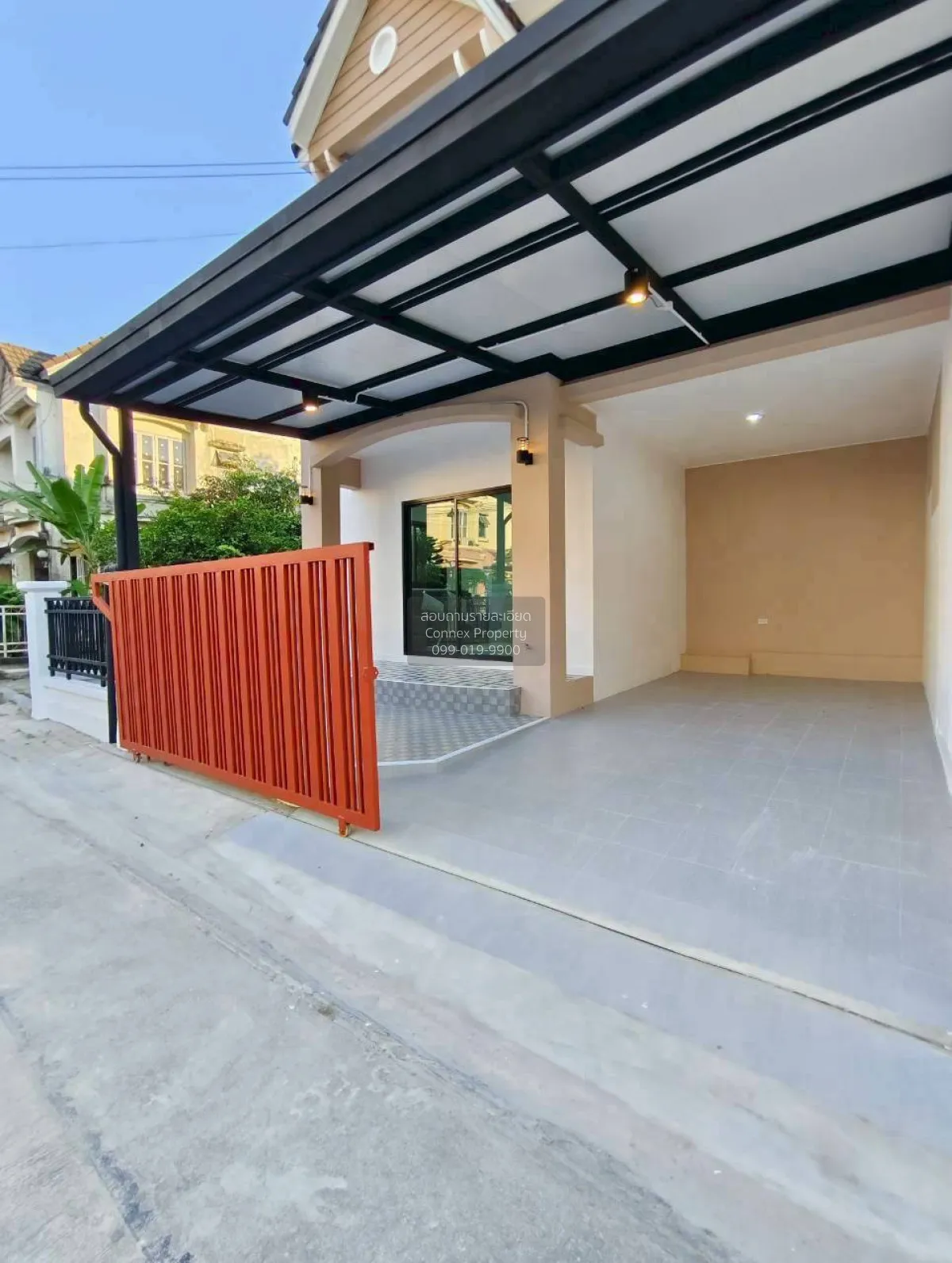 For Sale Townhouse/Townhome  , Budsarin Wongwaen-Rattanathibet ,  4