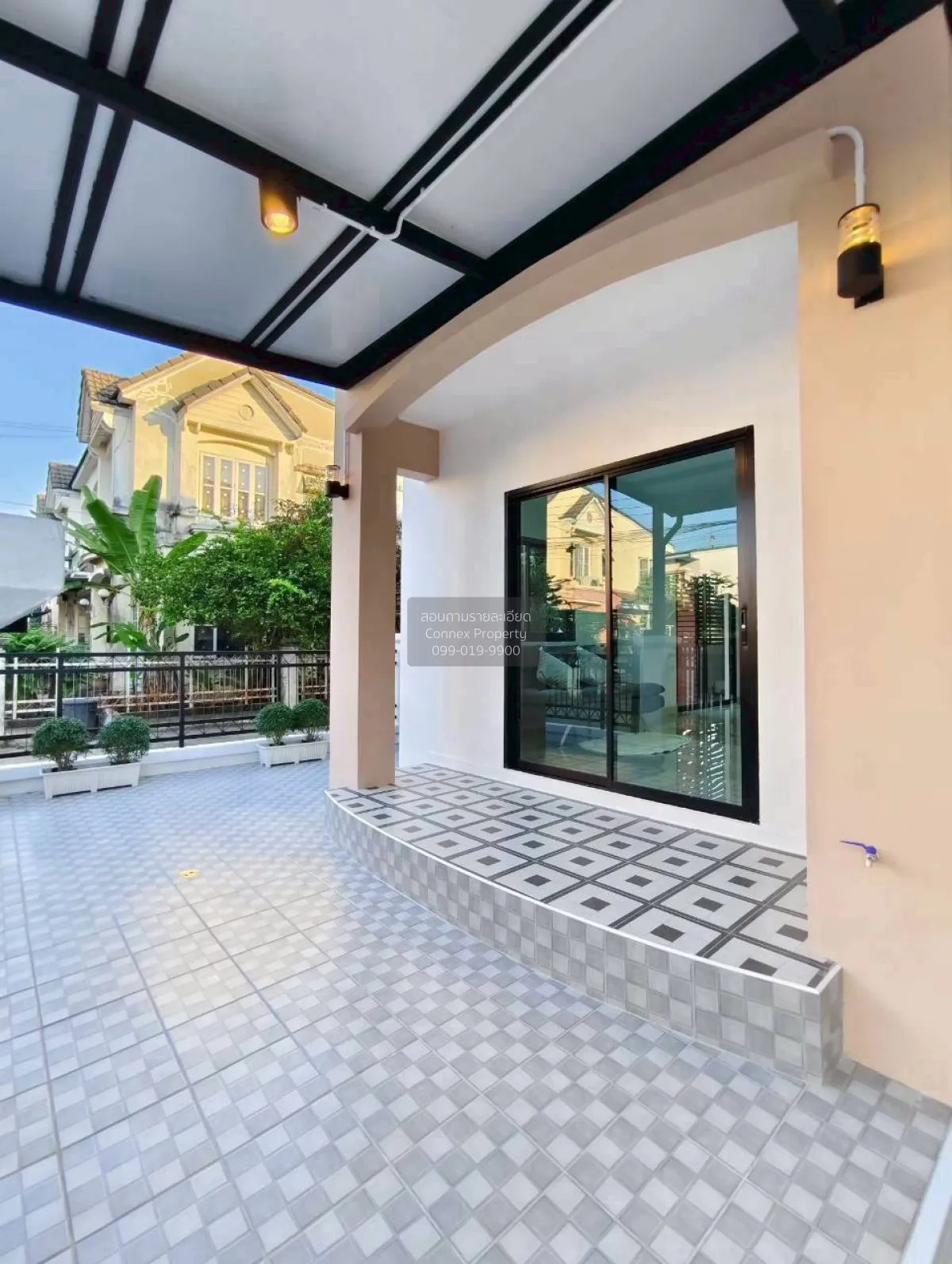 For Sale Townhouse/Townhome  , Budsarin Wongwaen-Rattanathibet , 