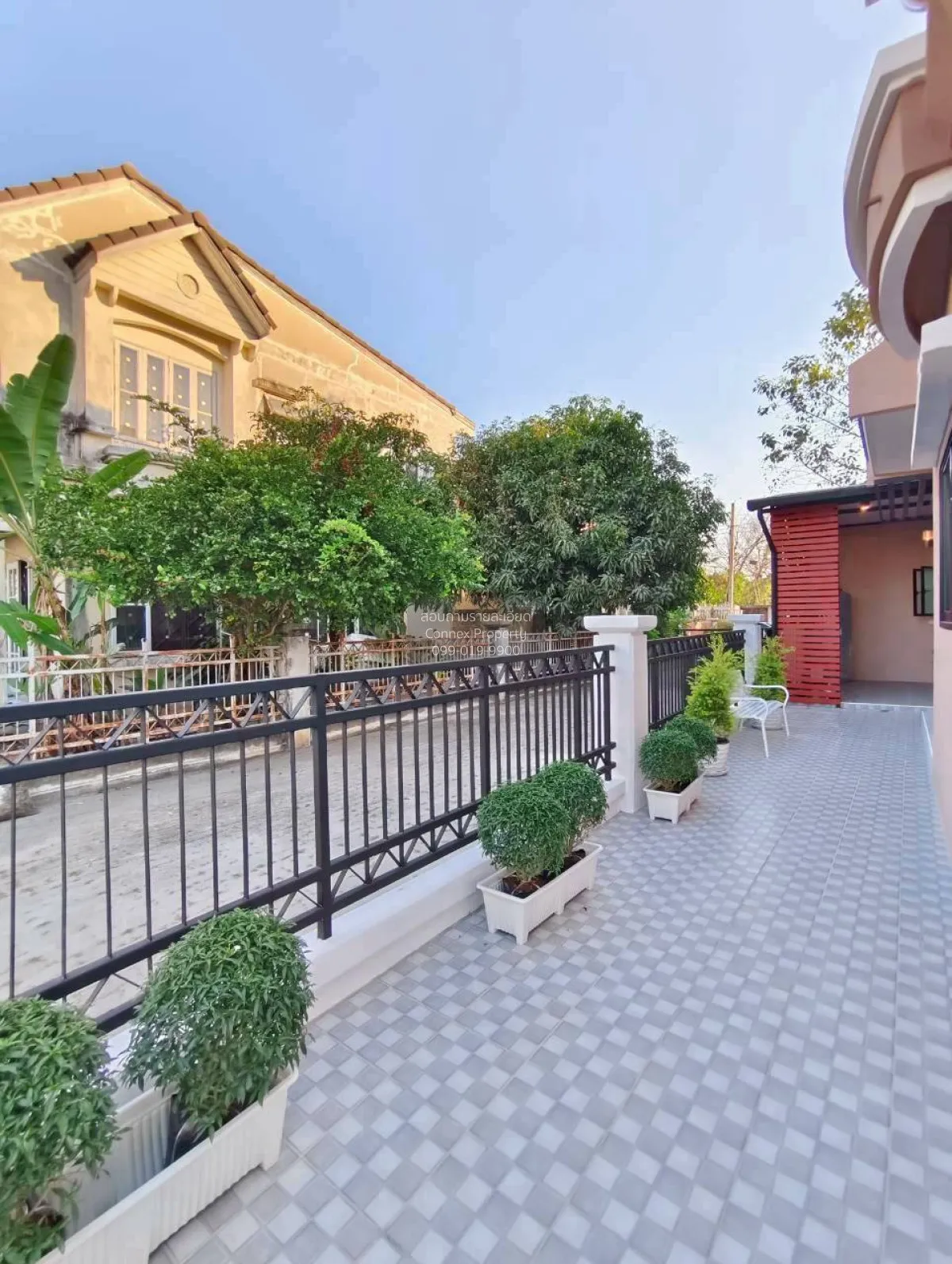 For Sale Townhouse/Townhome  , Budsarin Wongwaen-Rattanathibet , 