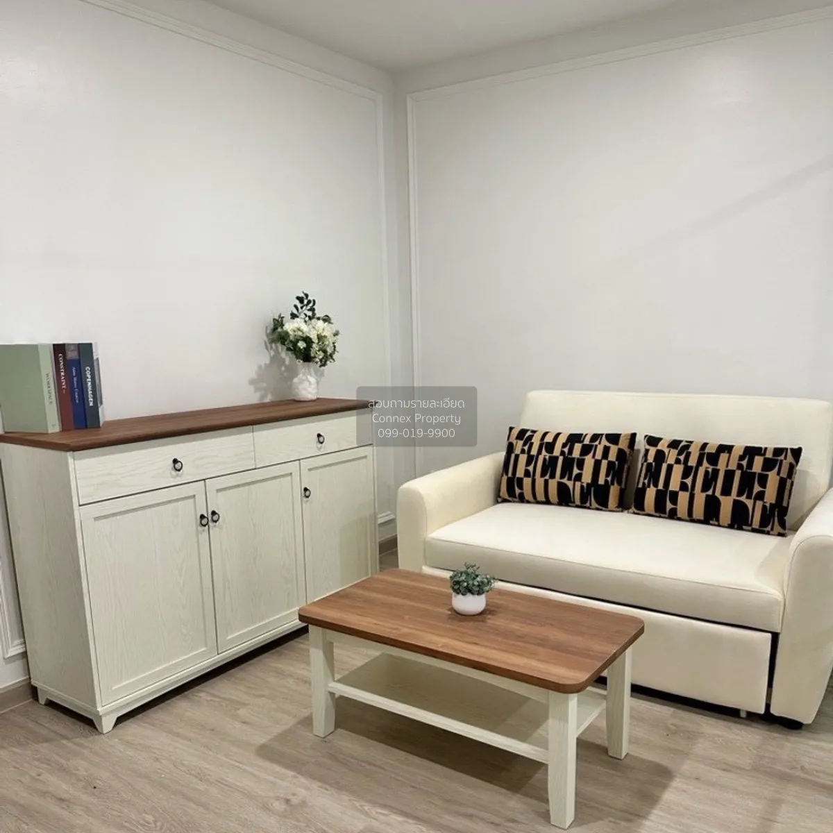 For Sale Condo , T.V.C. Condominium , newly renovated , MRT-Huai  2