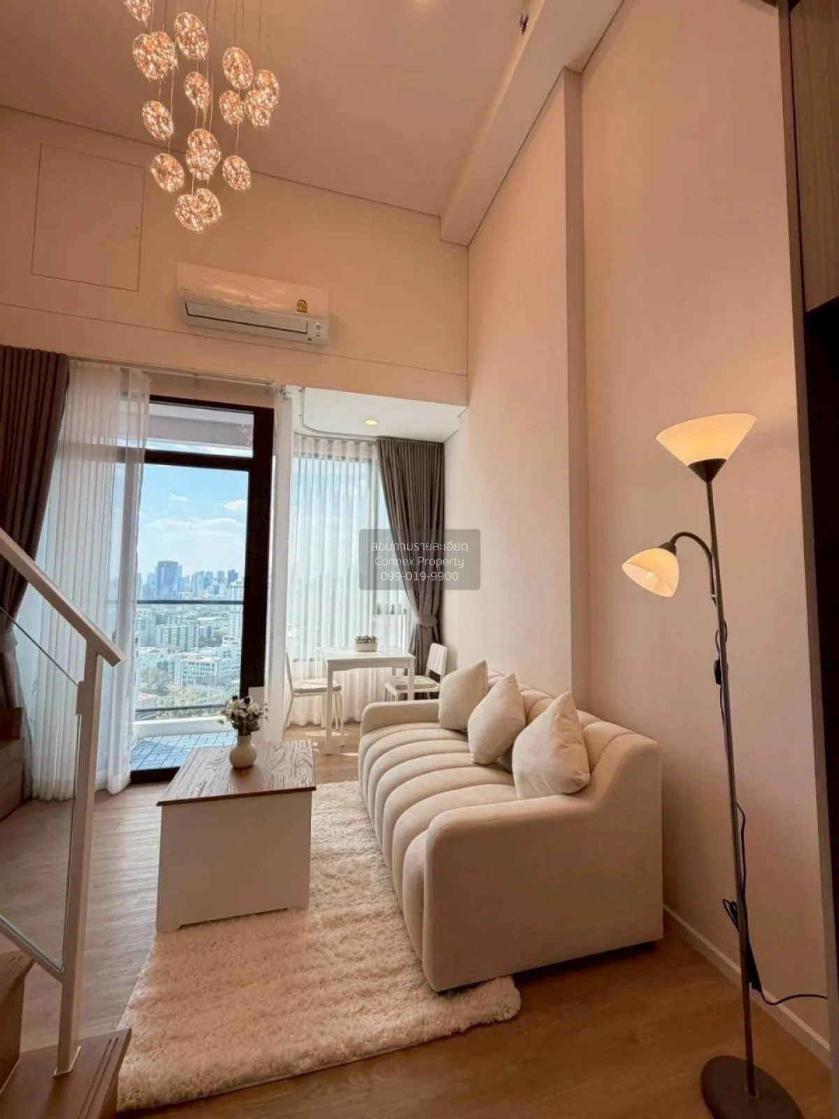 เช่าคอนโด  ไซมิส พระราม 9 (แลนด์มาร์ค @MRTA Station) ดูเพล็กซ์ ห้ 1