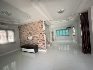 ขายบ้าน  บ้านเพ็ญพร 2 หน้ากว้าง รีโนเวทใหม่ ทุ่งครุ เขต ทุ่งครุ กรุงเทพ CX-145032