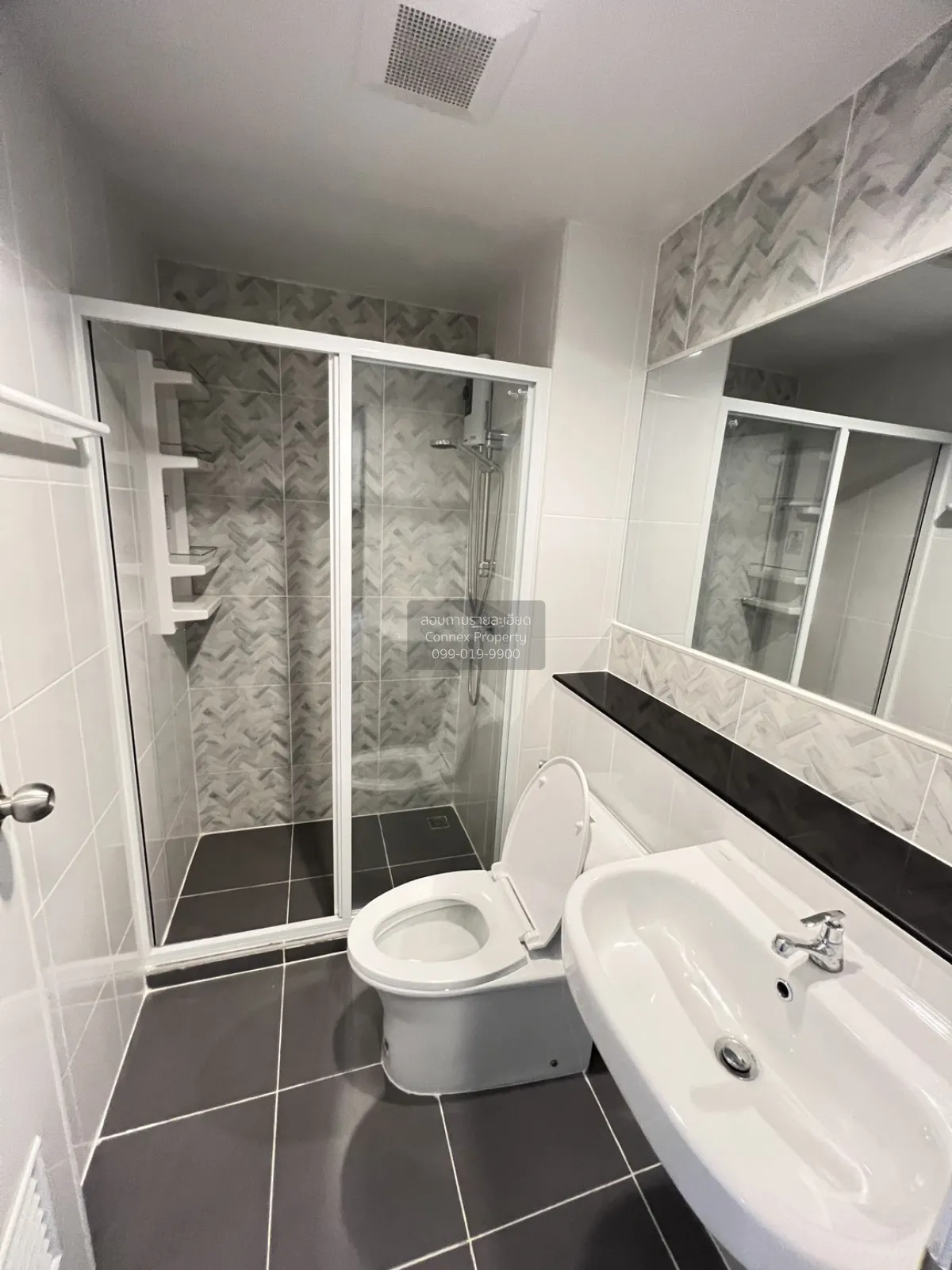 เช่าคอนโด  รีเจ้นท์ โฮม บางนา (โครงการใหม่) บางนา เขต บางนา กรุงเ