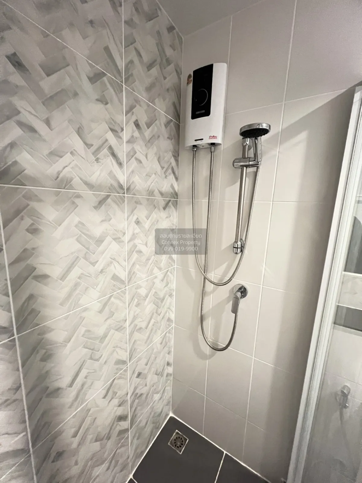 เช่าคอนโด  รีเจ้นท์ โฮม บางนา (โครงการใหม่) บางนา เขต บางนา กรุงเ