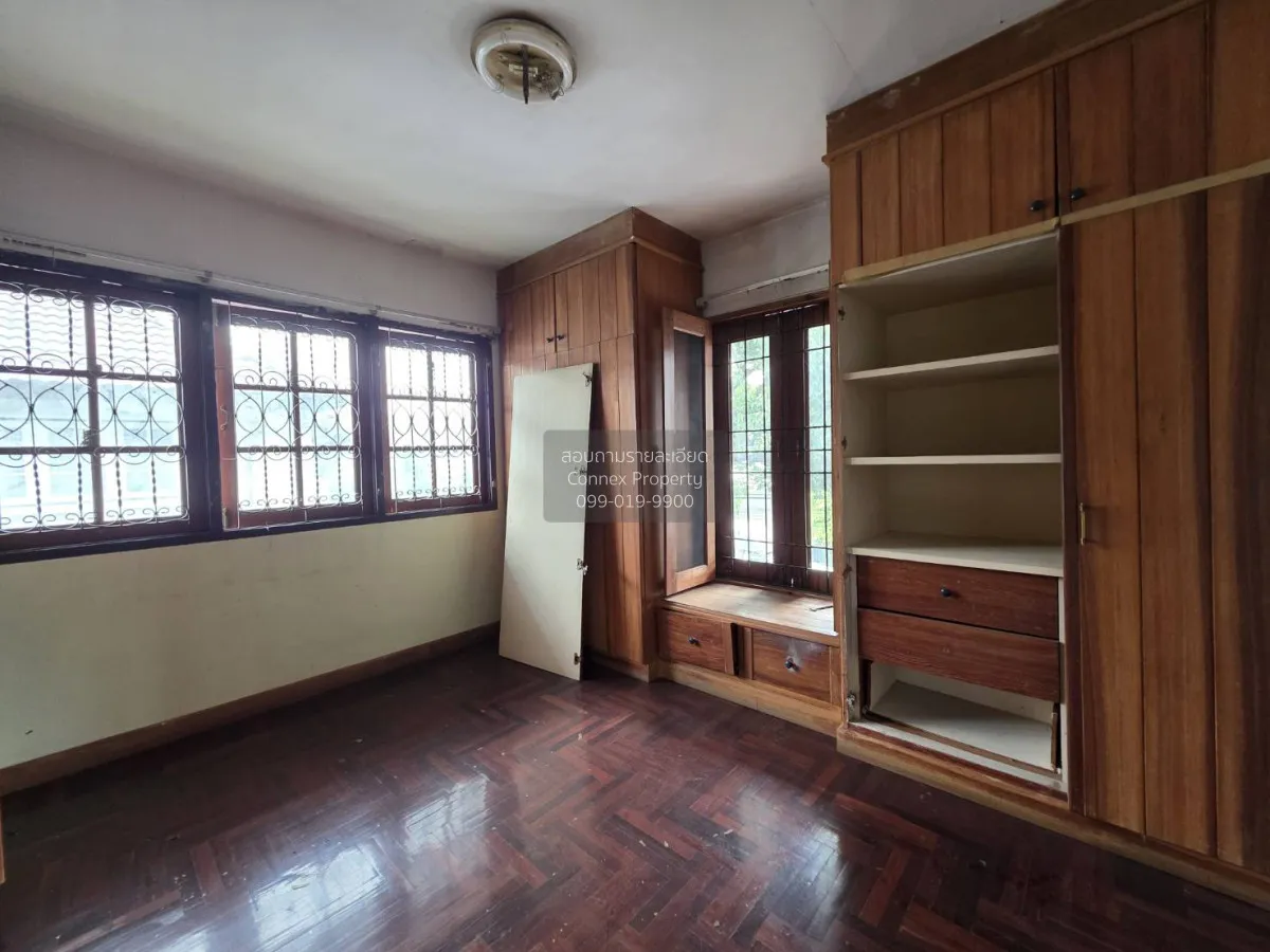 For Sale House , Duliya Taling Chan , wide frontage , Bang Ramat 