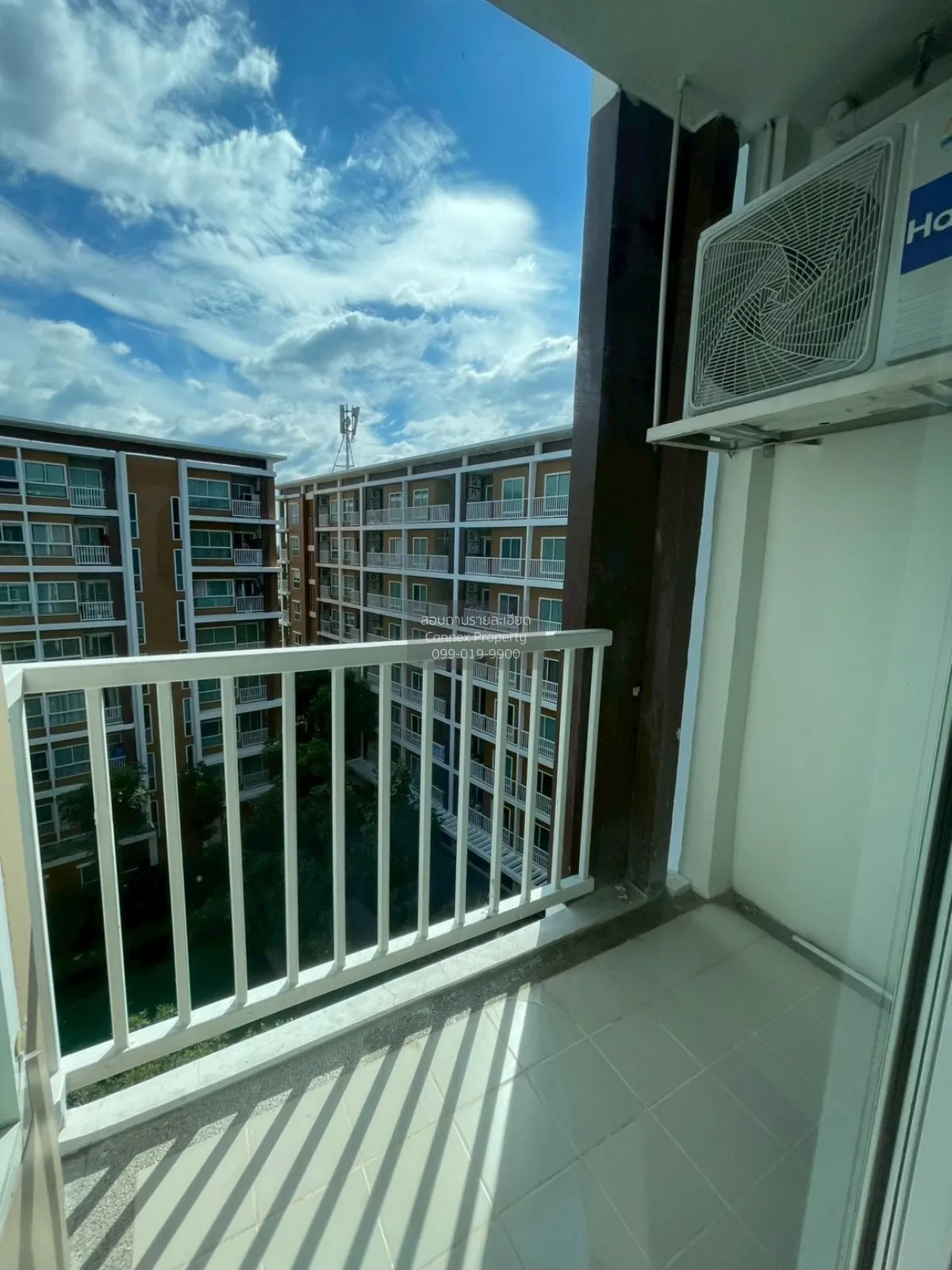 For Sale Condo , We Condo Ekkamai - Ramindra , Tha Raeng , Bang K