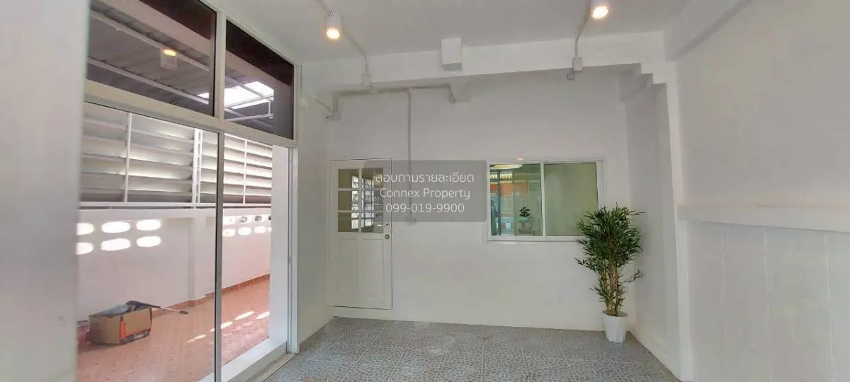 ขายทาวน์เฮ้าส์/ทาวน์โฮม  บ้านเจ้าพระยาวิลล่า รีโนเวทใหม่ ศาลาธรรม